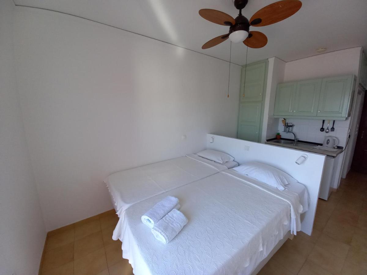 Evangelia Studios Sigrion Luaran gambar