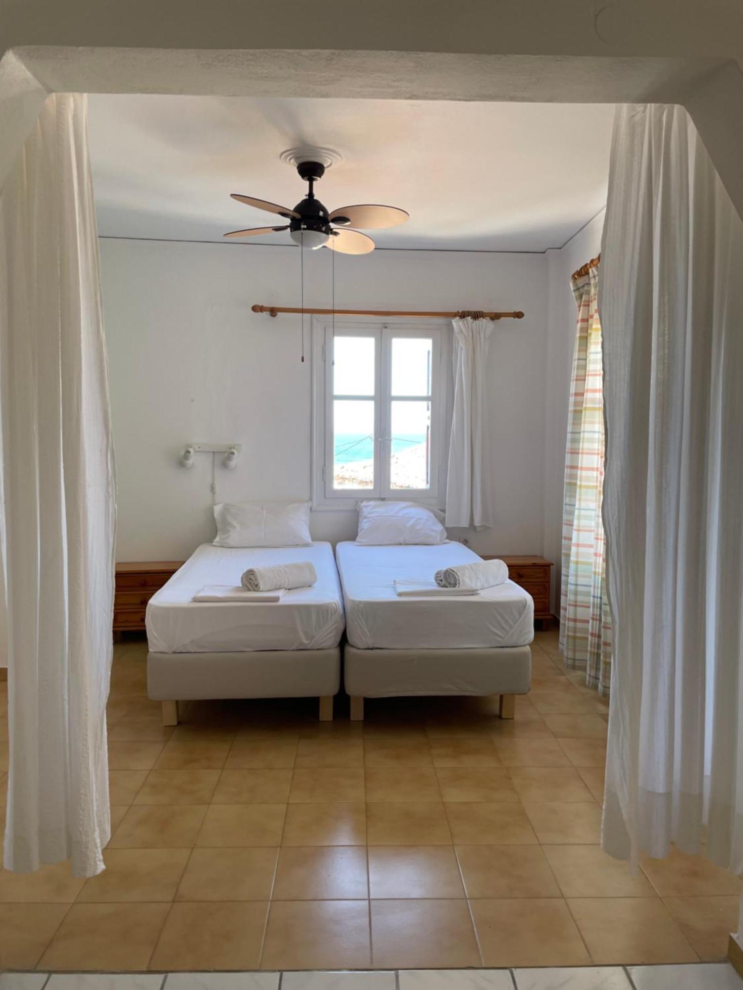 Evangelia Studios Sigrion Luaran gambar