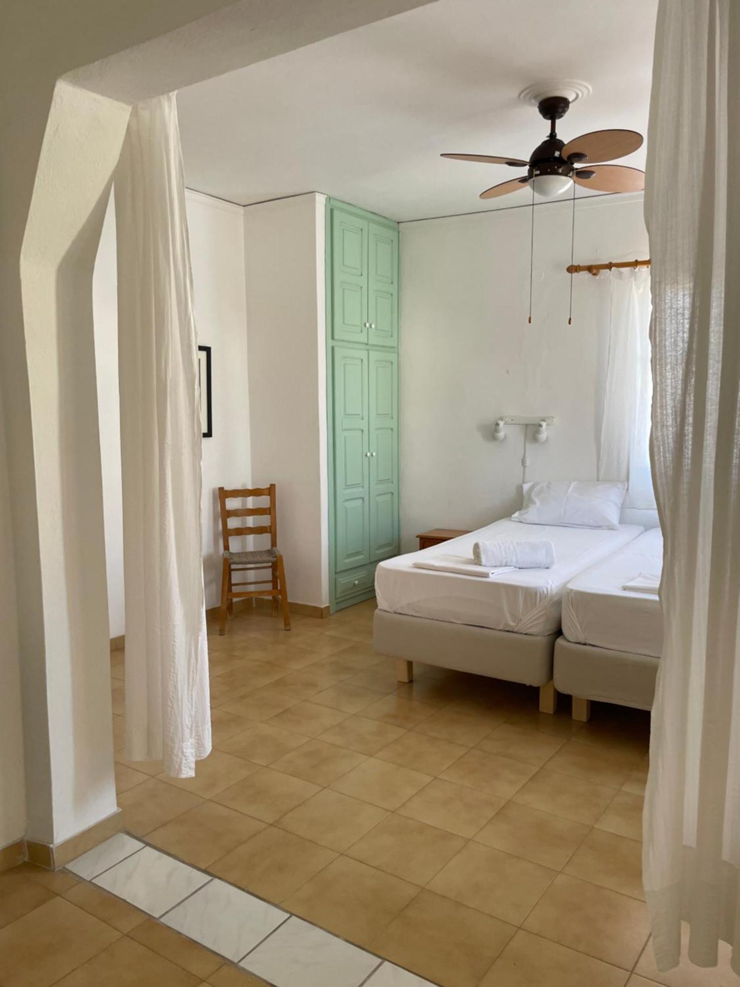 Evangelia Studios Sigrion Luaran gambar