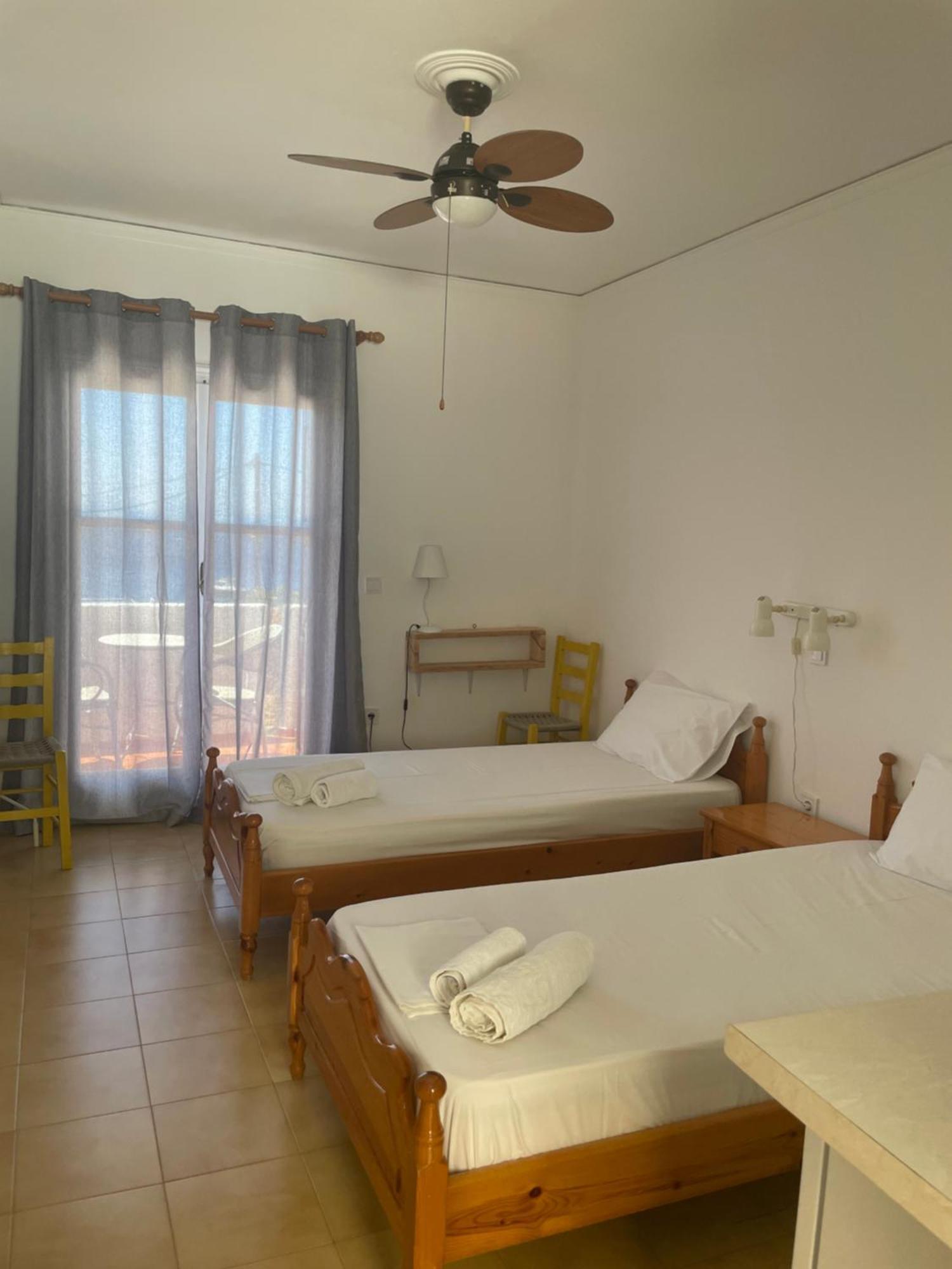 Evangelia Studios Sigrion Luaran gambar